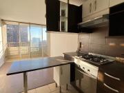LUMINOSO Y BIEN CONCECTADO DEPARTAMENTO EN VENTA