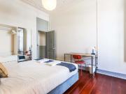 Luminous bedroom in a 6 bedroom apartment in Campo de...