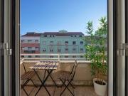 Luminous double bedroom with balcony in Alameda Room 4