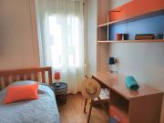 Luminous room in a 5 bedroom apartment Room 1