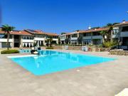 Lusso discreto, natura a perdita d occhio, e una piscina...