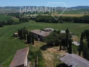 Lussuoso casale in vendita Castiglione d'Orcia, Italia