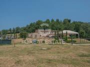 Lussuoso casale in vendita Città della Pieve, Italia