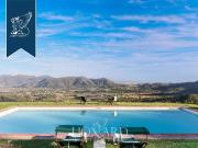 Lussuoso casale in vendita Lucca, Toscana