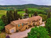 Lussuoso casale in vendita Montalcino, Toscana