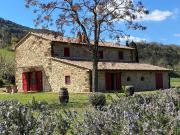 Lussuoso casale in vendita Montecatini di Val di Cecina,...