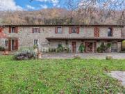 Lussuoso casale in vendita Vernio, Toscana