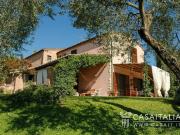 Lussuoso casale in vendita Via dei Gelsi, 21, Penna in...