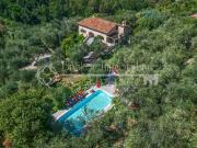 Lussuoso casale in vendita Via Gello, 49, Camaiore, Toscana