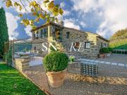 Lussuoso casale in vendita Via Giuseppe Verdi, Gaiole in...