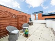 Luton LU1 6 bed private hall to rent £750 pcm £173 pw