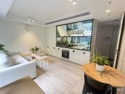 LUX APT AIRCON LARGE SUNNY BALCONY WORK DESK AWESOME...