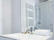 Luxembourg Garden Family Flat Delight