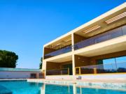 Luxo Costeiro Redefinido no Forte Novo, Quarteira