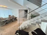 Luxo e Conforto no Itaigara: Casa com 5 Quartos e...