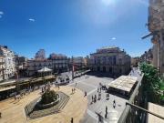 Luxueux Appartement Haussmannien avec balcons et Vue...