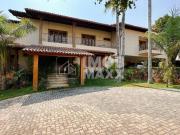 Luxuosa Casa em Lago Sul: 5 Dormitórios à Venda por R$5.9M