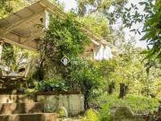 Luxuosa casa térrea colonial com piscina e espaço para...