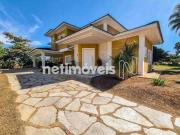 Luxuosa mansão de alto padrão