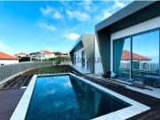 Luxuosa Moradia Nova na Calheta, Ilha da Madeira