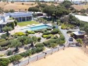 Luxuosa Moradia T3+2 com Piscina, combinada com...