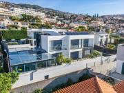 Luxuosa Moradia T3 Funchal Rochinha