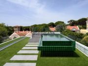 Luxuosa Penthouse T4+1 no centro do Estoril com vista...