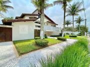 Luxuosa Residência com 4 Suítes e Ampla Área de Lazer no...