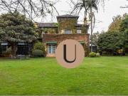 Luxuosa Residência no Jardim América 2.215 m² de Terreno...