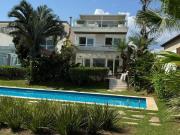 Luxuosa Residência Pé na Areia em Juquehy – 5 Suítes com...
