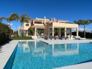 Luxuosa Villa à beira mar com vistas deslumbrantes para...