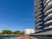 Luxuoso Apartamento T4 com Vista Panorâmica em Oeiras