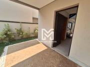 Luxuoso sobrado em condomínio fechado