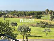 Luxuoso T3 penthouse dentro do Campo de Golfe c/ vista...