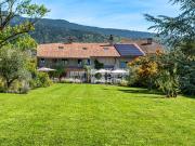 Luxuriös renoviertes Einfamilienhaus