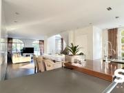 Luxuriöse 3 Zimmer Villa zu verkaufen in Gemeindebezirk... Luxuriöse 3 Zimmer Villa zu verkaufen in Gemeindebezirk...