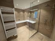 Luxuriöse 4.5 Zimmer Dachgeschosswohnung mit Terrasse