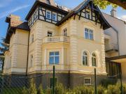 Luxuriöse 4 Zimmer Wohnung mit Highlights wie Indoor...