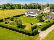 Luxuriöse 6 Zimmer Villa zu verkaufen in Neukirch, Schweiz