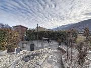 Luxuriöse freistehende Villa mit Schwimmbad auf einem...