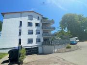 Luxuriöse neuwertige ETW in 2 Einheiten geteilt...