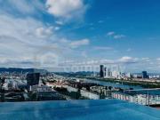 Luxuriöse Wohnung mit 32 m2 großem Balkon und Stadtblick...