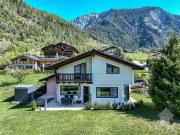 Luxuriöses 4 Zimmer Einfamilienhaus zu verkaufen in...