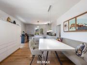 Luxuriöses Haus mit 2 Schlafzimmer zu verkaufen in St....