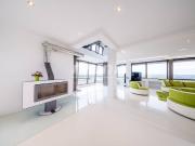 Luxuriöses Penthouse mit 360 Grad Aussicht über die...