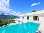 Luxuriöses Penthouse mit seitlichem Seeblick, privatem...