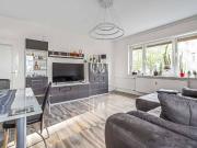 Luxuriöses und möbliertes Apartment für Singles oder...