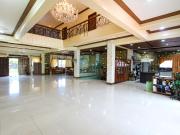 Luxurious 10 Bedroom House for Sale in Sto. Niño...