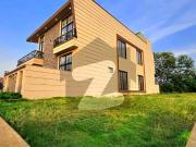 Luxurious 13 Marla House With 5 Marla Extra land Near...