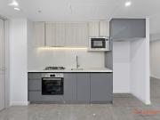 LUXURIOUS 1 BEDROOM + STUDY APARTMENT WITH BREATHTAKING VIEW